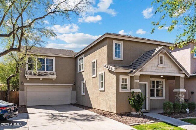 2233 E Pecan Rd