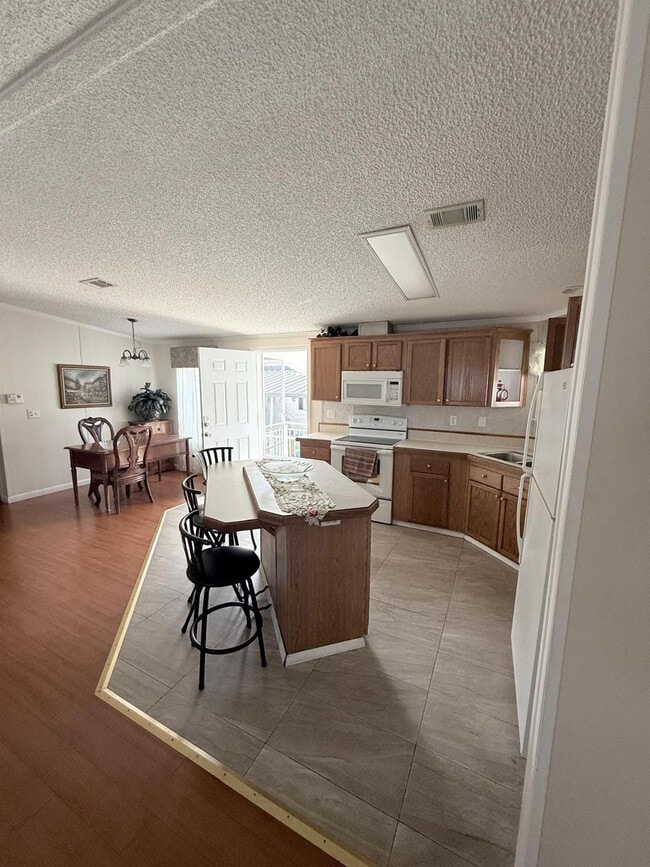 Photo - 2090 SW 85th Ave