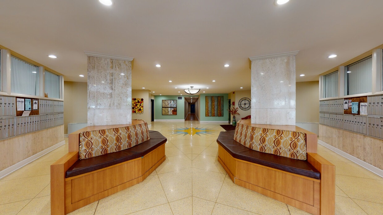 Photo - Summit Hills Apartments