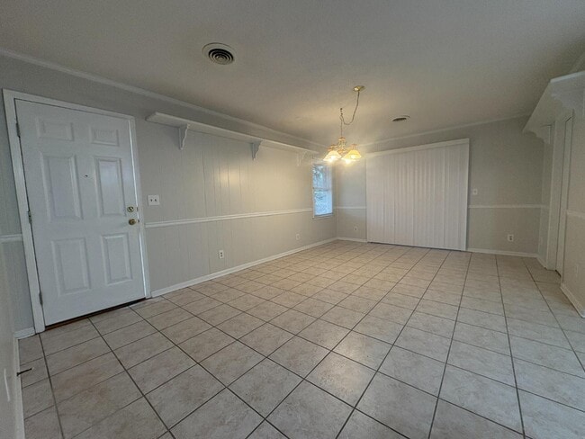 Photo - 3329 Roxana Rd