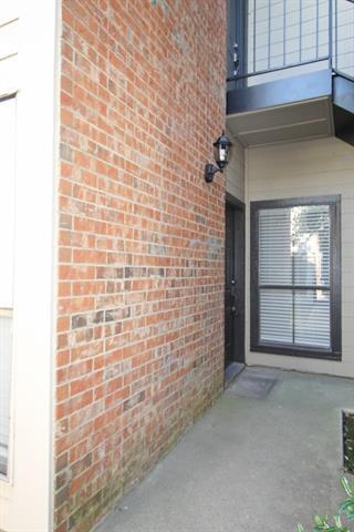 Royal Lane Highlands Condominium