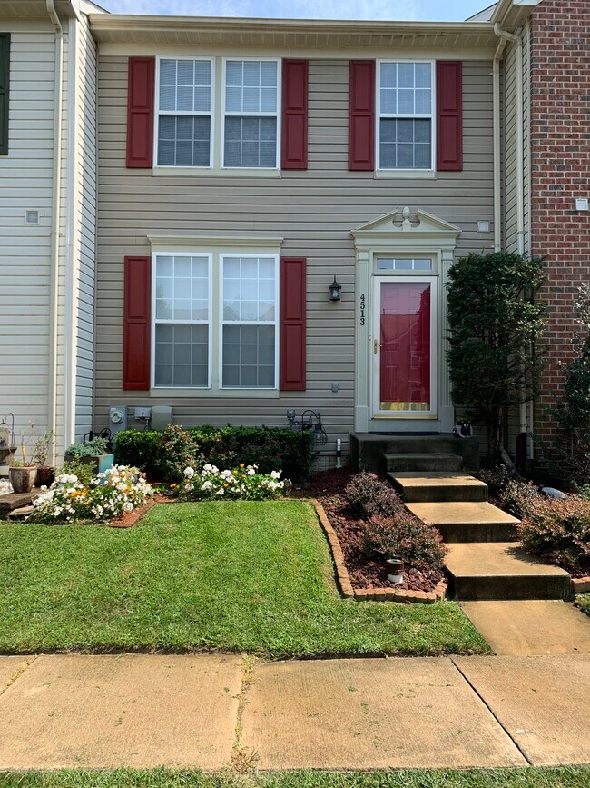 Photo - 4513 Golden Meadow Dr Townhome