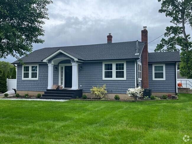 Building Photo - 22 6th Ave Rental