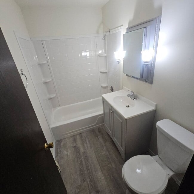 Photo - 2624 Lavender Ln Unit Apt 3