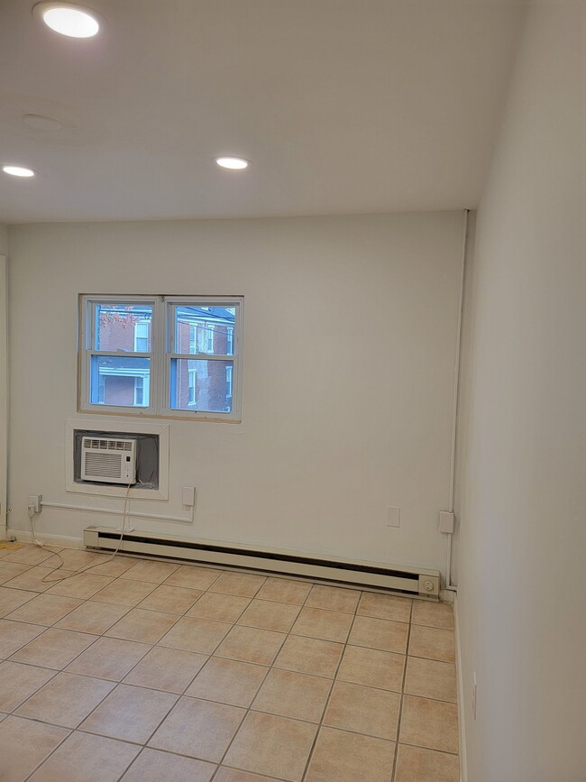 Photo - 2339 Boas St Unit 10