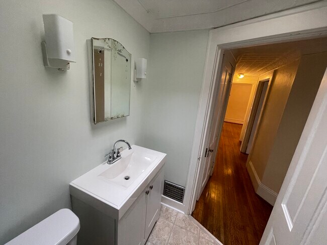 Photo - 411 W Sullivan St Unit 411 W Sullivan St