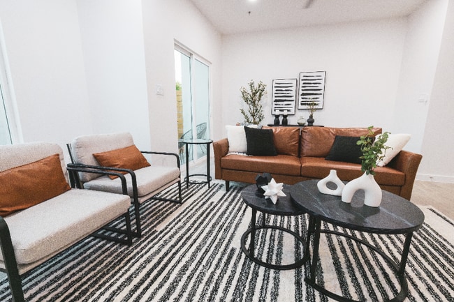 Photo - 1400 Wisconsin Rd Townhome