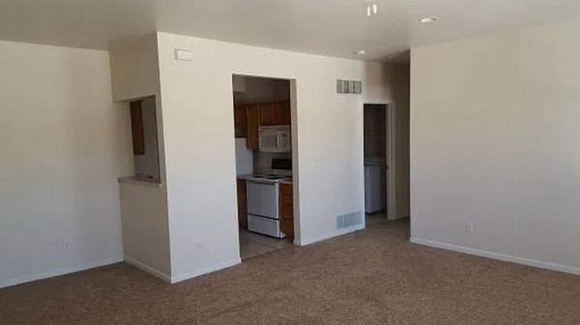 Photo - 2121 Kasold Dr Unit Apartment D