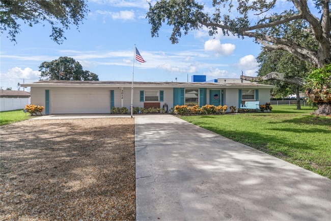 Building Photo - 3012 52nd Ave Dr W