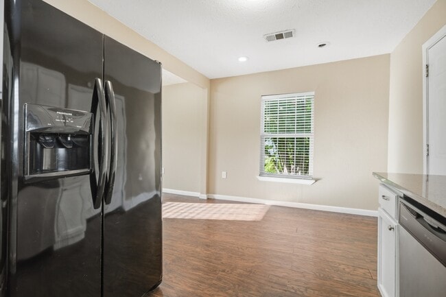 Photo - 2102 N Galveston Ave