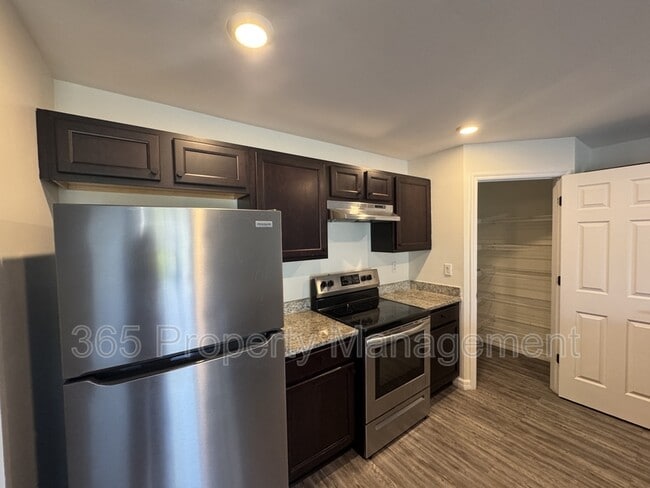 Photo - 1195 Highlands Rd