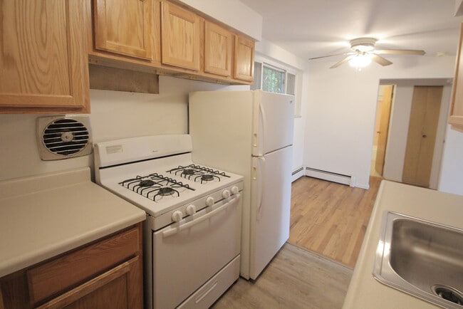 Photo - 600 Allenby Ave Unit 4
