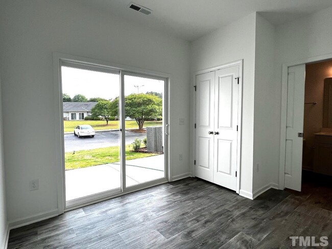 Photo - 3 Bedroom Townhome for Sale