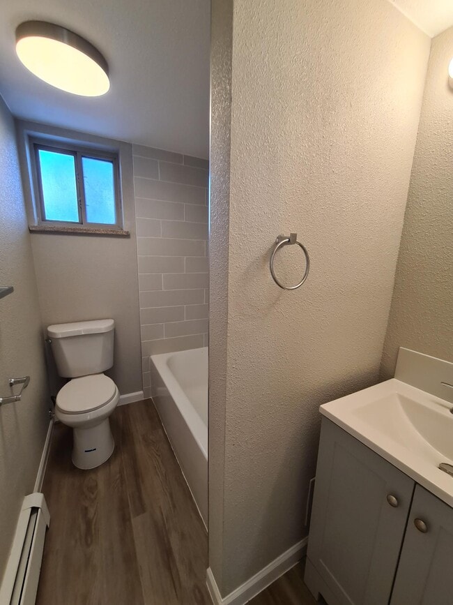 Photo - 3340 S Pearl St Unit 302