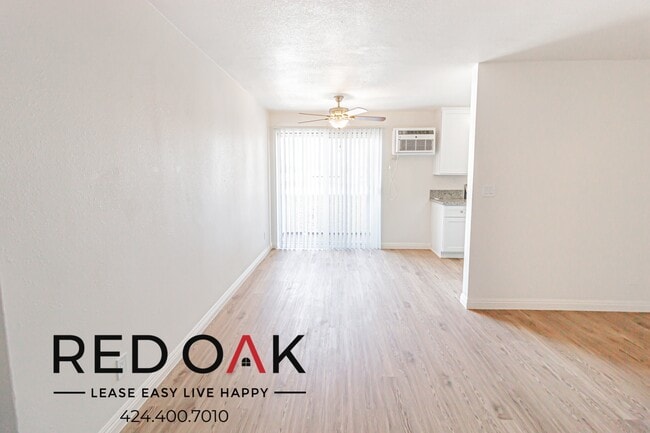 Building Photo - 7947 Reseda Blvd Unit 82