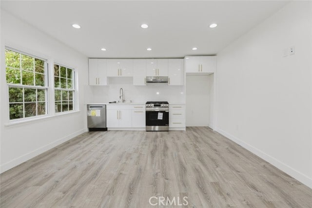 Photo - 13551 Hart St