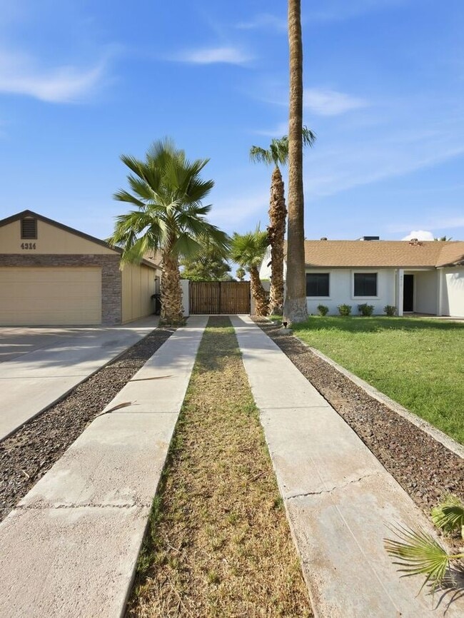 3 Bedroom Home In Heart of Chandler for Rent