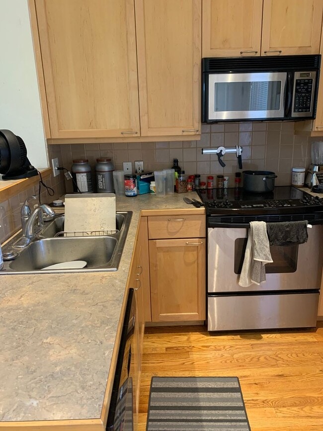 Photo - Charming 2 Bed/1.5 Bath Townhome Near Downtown Boulder