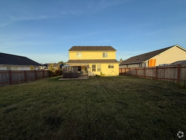 Building Photo - STATUS: AVAILABLE |R150| $2295 Rental