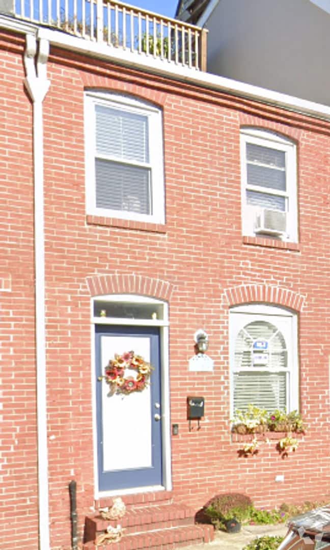 Building Photo - 2 Bedroom 2 Bath with Rooftop Deck! Rental