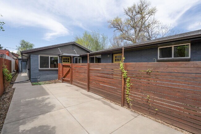 Photo - Beautiful 2-Bedroom Duplex with Granite Countertops & Hardwood Floors in the Heart of Denver!