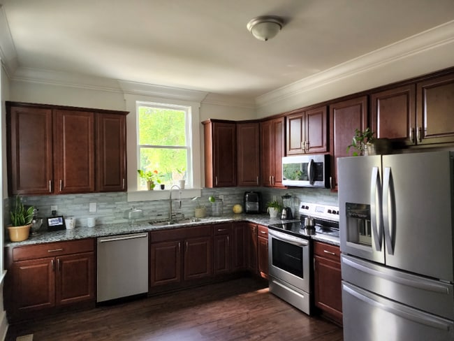 Photo - 164 N Clark St