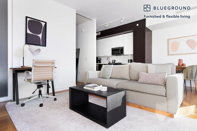 Photo - 1212 4th St SE Unidad SI FL7-ID932