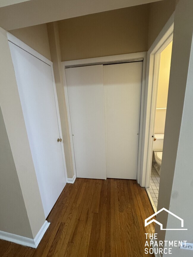 Photo - 7722 N Marshfield Ave Unit 3B