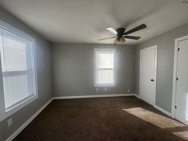 Photo - 2606 Hayes St