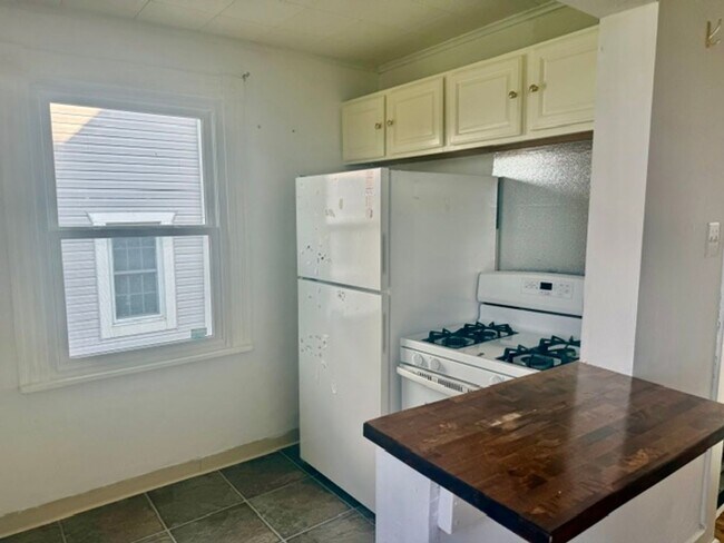 Photo - 2 Bedroom House for Rent Irwin, PA 15642