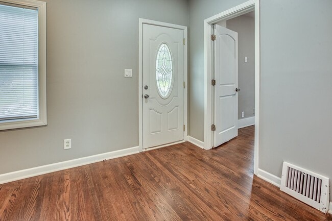 Photo - Charming Aksarben Gem