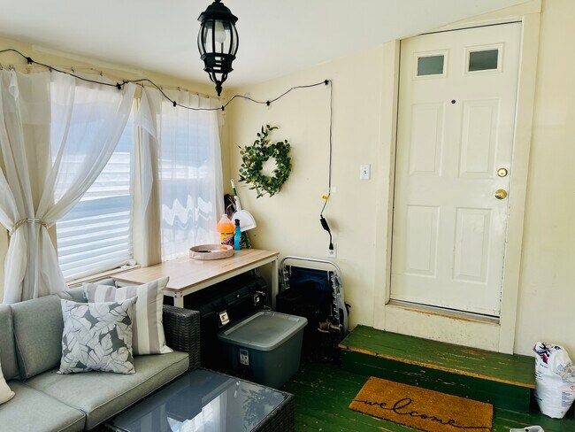 Photo - 33 Putnam St Unidad C