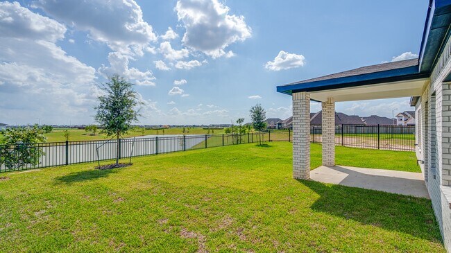 Photo - 27327 Blue Pool Dr