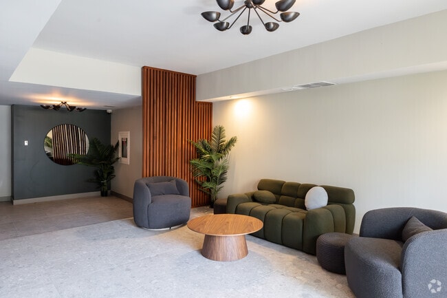 Vestíbulo - 110 S Swall