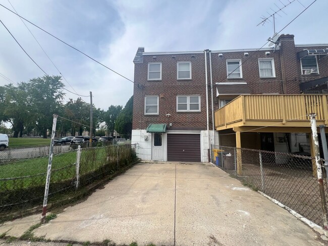 Photo - 6801 E Roosevelt Blvd