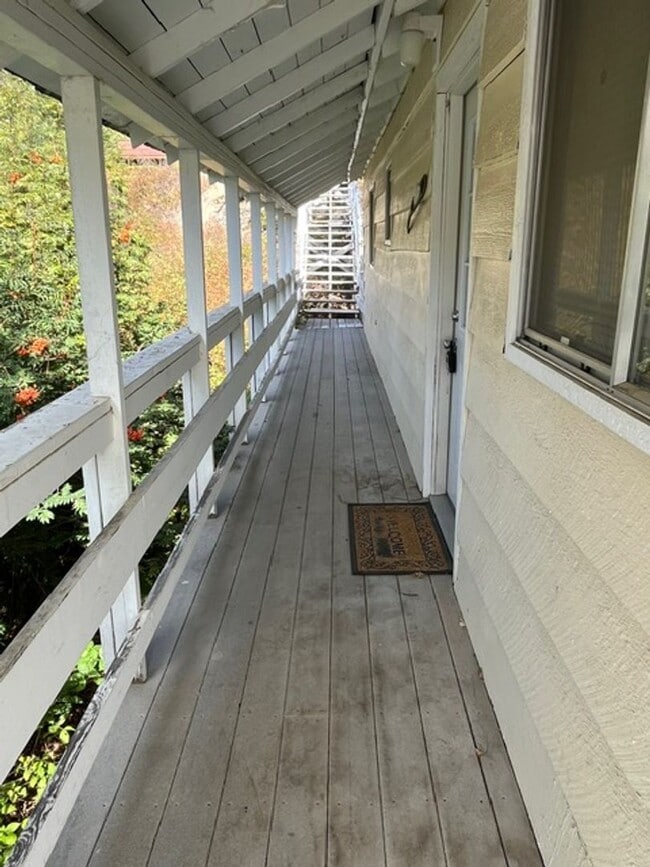 Photo - Cabin on the Lake!! Fully furnished 5-bedroom home on Sacheen Lake.