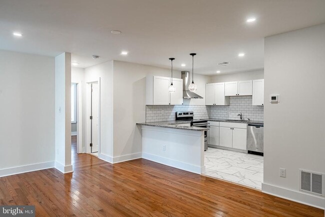 Building Photo - 21 Gay St Unit 303 Rental