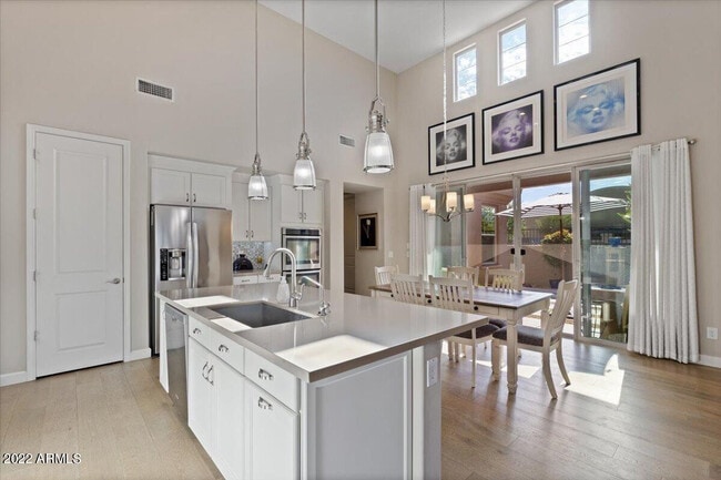 Photo - 10082 E Bell Rd