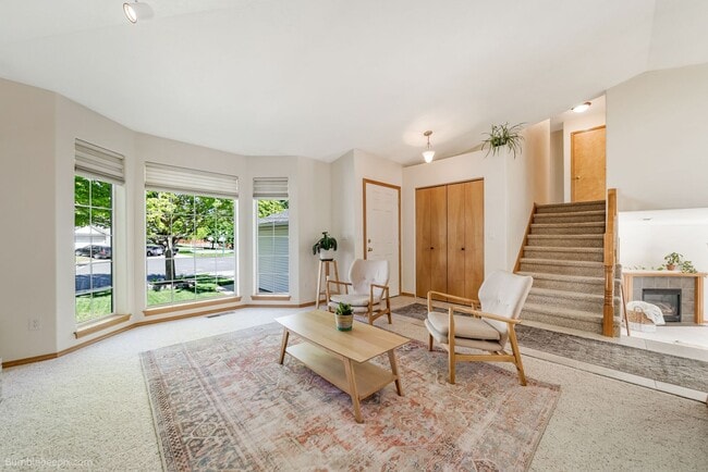 Photo - For Rent: Beautiful 3 Bed, 3 Bath Home in Desirable Eagle Ridge
