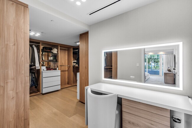 Photo - 4701 Meridian Ave Unit # 222