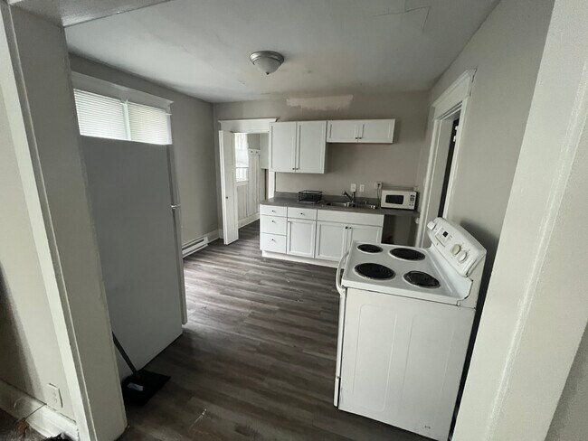 Photo - 318 S State St Unit 2