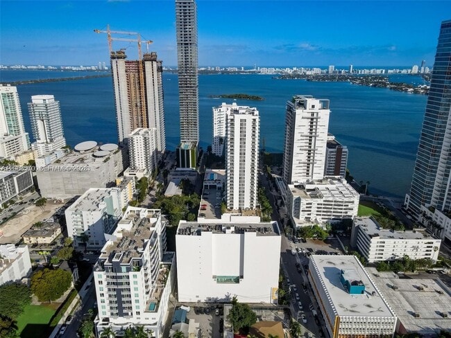 Photo - 2200 NE 4th Ave Unit 505