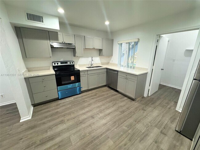 Photo - 10601 NW 45th St Unidad 1