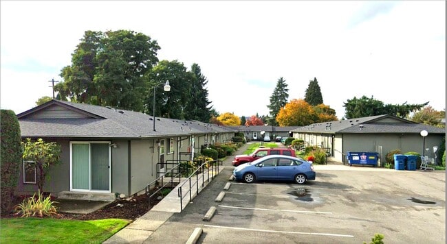Photo - 601 W Elizabeth St
