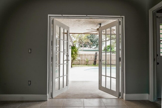 Photo - 11138 Ladino St