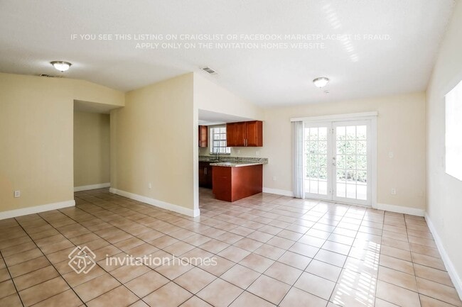 Photo - 1301 SW 138th Ct