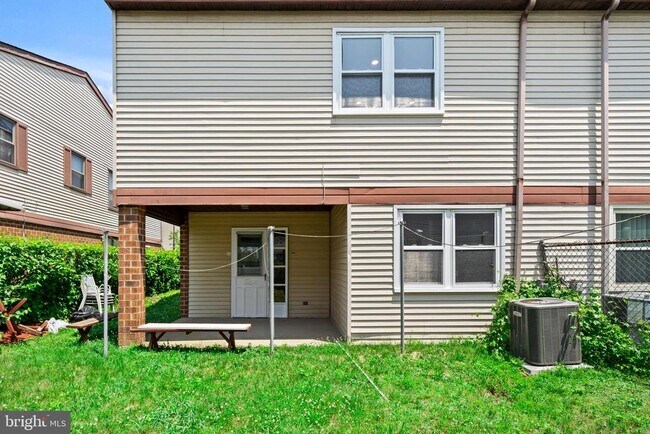 Photo - 826 Hendrix St