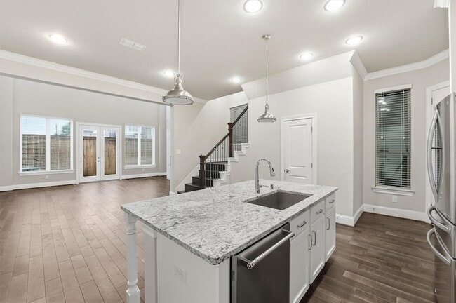 Photo - 1121 Shepherd Oaks Dr