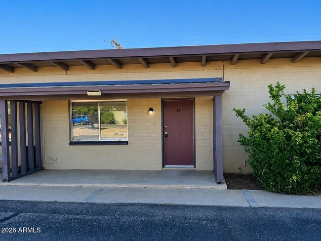 Building Photo - 1800 E Fry Blvd Unit 18