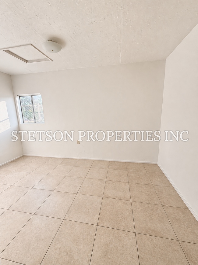 Photo - E. E Cleo Ave Unit 919 1/2